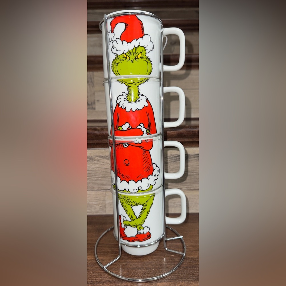 Super Cute 🥰 DR.SEUSS THE GRINCH FULL BODY COFFEE MUG TOWER SET OF 4  NEW